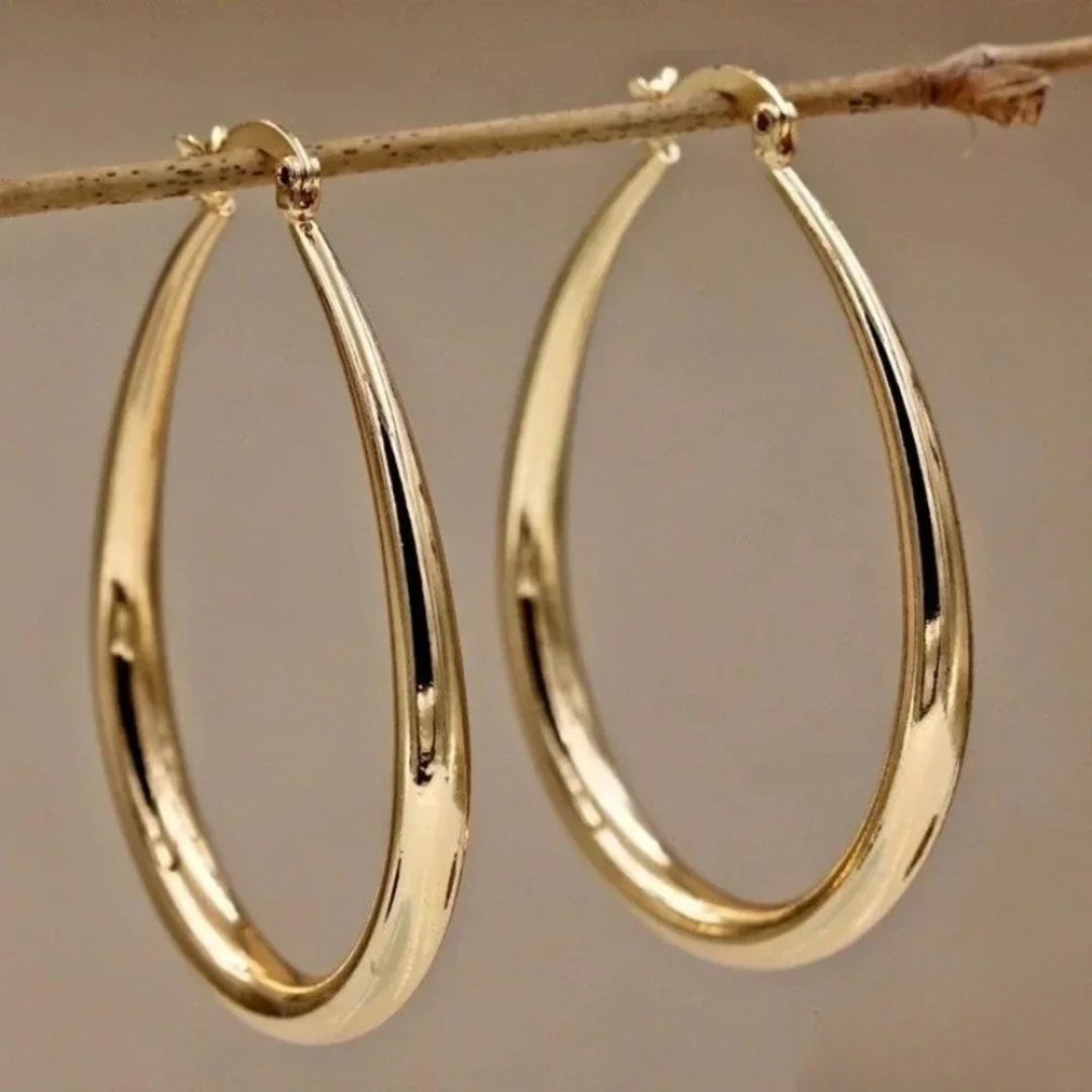 Aretes de cristal coloridos de Rose & Oliver, con diseño elegante y detalles brillantes en tonos vibrantes.