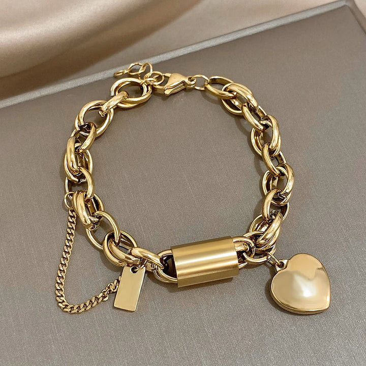 Chunky goldenes Armband von Rose & Oliver, robuster Stil mit elegantem Finish, ideal für Modeaccessoires.